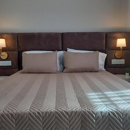 Seven Seas Apartments Nazare Bagian luar foto