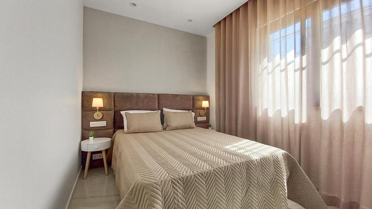 Seven Seas Apartments Nazare Bagian luar foto