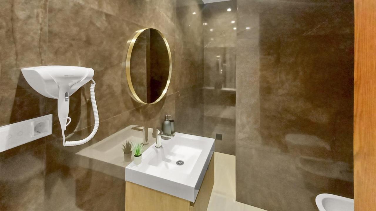 Seven Seas Apartments Nazare Bagian luar foto