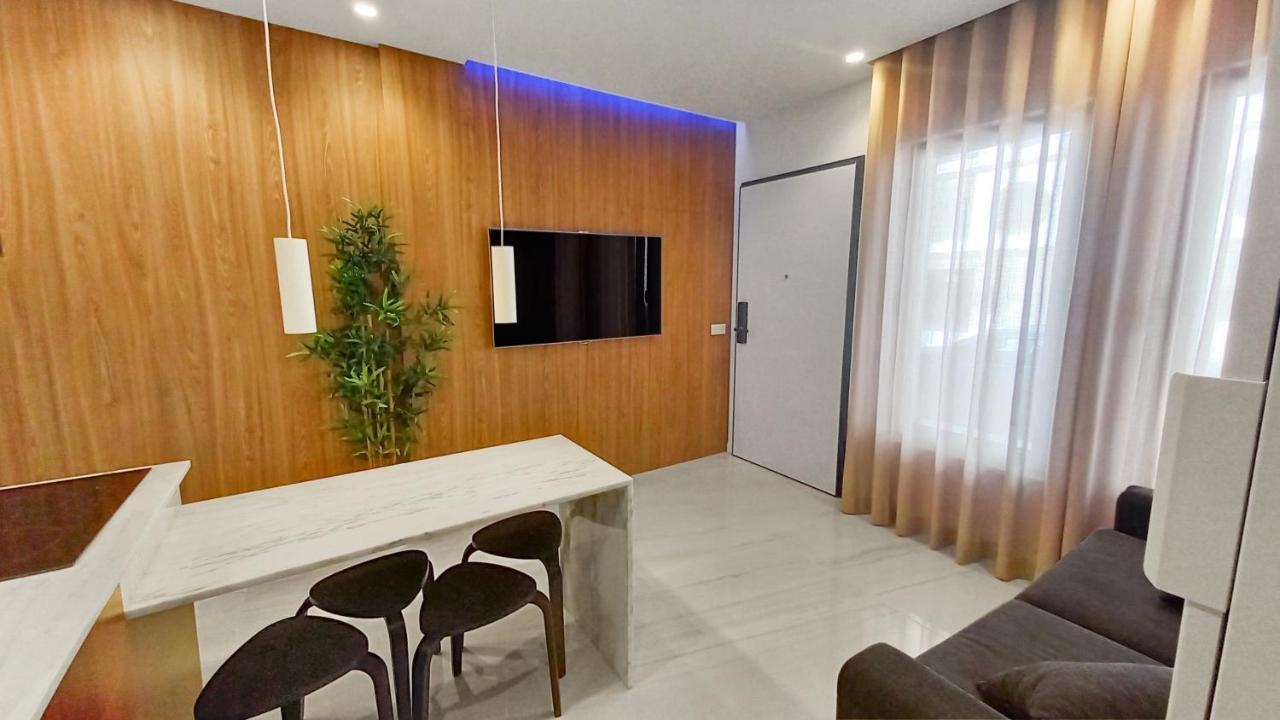 Seven Seas Apartments Nazare Bagian luar foto